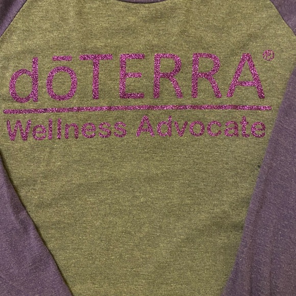 DoTerra Wellness Advocate baseball shirt. - Picture 2 of 2